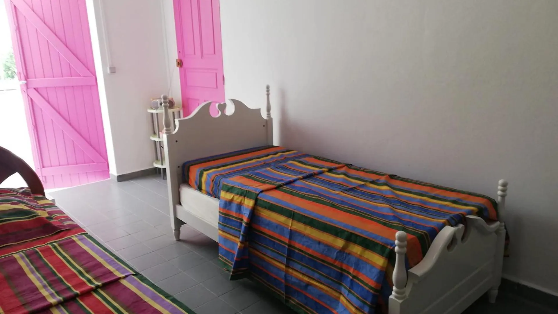 Holiday home Bungalow Charmant Au Moule Avec Vue Sur Jardin Saint-Francois