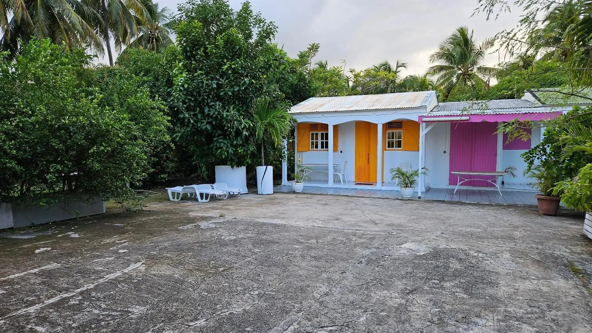Bungalow Charmant Au Moule Avec Vue Sur Jardin Saint-Francois  Holiday home Saint-Francois (Grande-Terre)